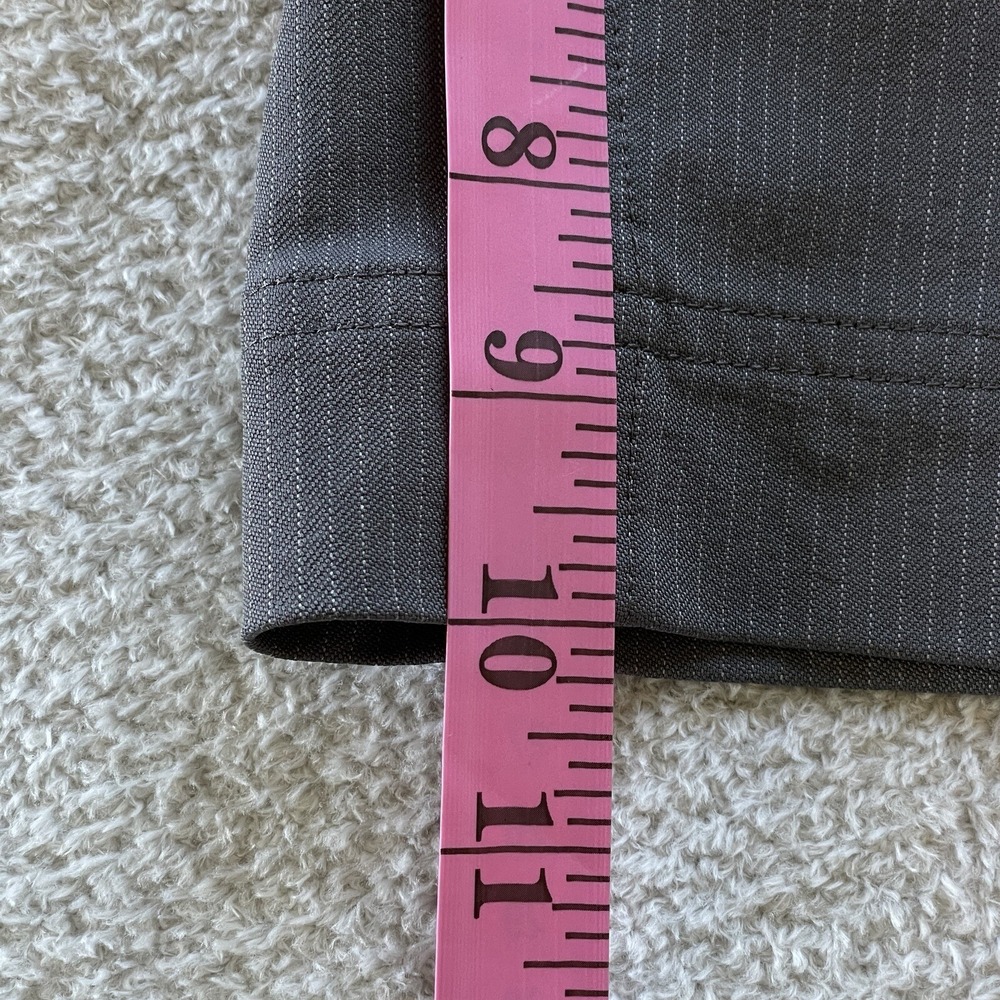 Lululemon Cadence Commute Shorts Mens 30 10" Inseam Gray Pinstripe Cargo Casual - Picture 15 of 15